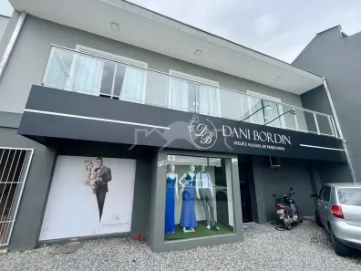 Casa com 6 Quartos à venda, 320m² no Itaum, Joinville