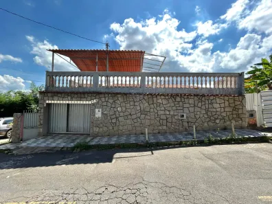 Casa com 3 Quartos à venda, 301m² no Bom Pastor, Juiz de Fora