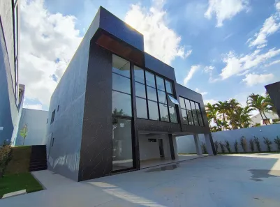 Casa com 4 Quartos à venda, 395m² no Garças, Belo Horizonte