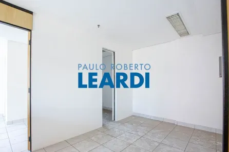 Sala Comercial à venda, 49m² no Liberdade, São Paulo