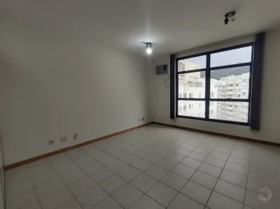 Sala Comercial à venda, 32m² no Centro, Florianópolis