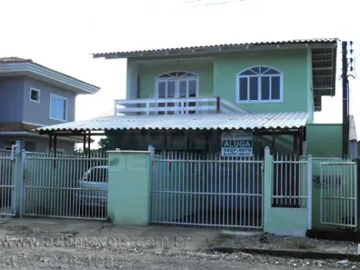 Casa com 2 Quartos para alugar, 65m² no Jardim Sofia, Joinville