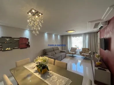 Sobrado com 3 Quartos à venda, 170m² no Marapé, Santos