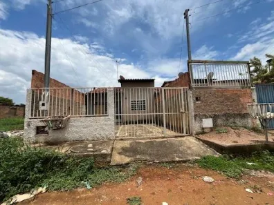 Casa com 2 Quartos à venda, 180m² no Parque Estrela Dalva X, Luziânia