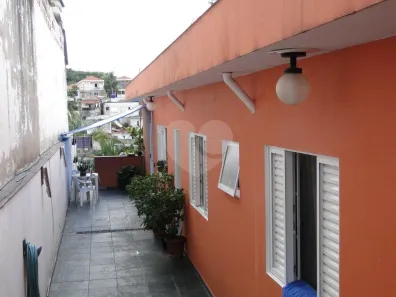 Casa com 3 Quartos à venda, 230m² no Parque Peruche, São Paulo