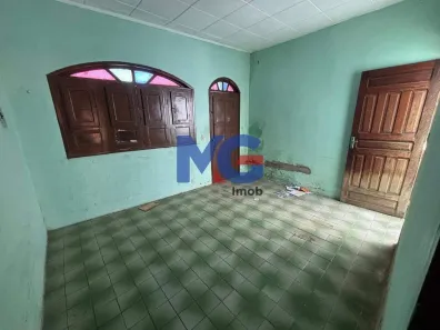 Casa com 2 Quartos à venda, 132m² no Centro, Juazeiro do Norte