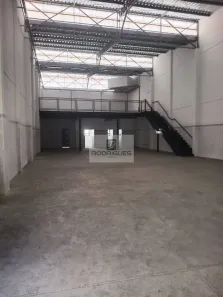 Galpão/Depósito/Armazém para alugar, 352m² no Serraria, Diadema