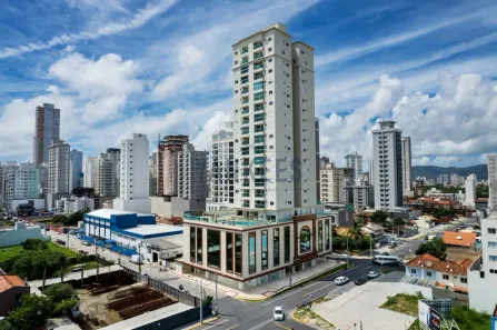 Apartamento com 2 Quartos à venda, 81m² no Meia Praia, Itapema