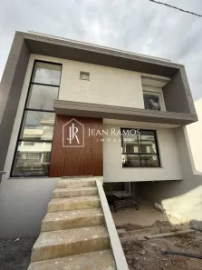 Sobrado com 3 Quartos à venda, 189m² no Xaxim, Curitiba