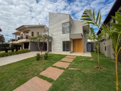 Casa de Condomínio com 4 Quartos à venda, 400m² no Esperança, Londrina