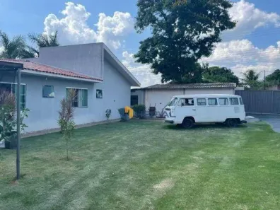 Fazenda/Sítio com 3 Quartos à venda, 1000m² no Loteamento Bela Vista, Maringá
