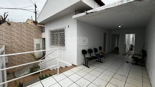 Casa com 8 Quartos à venda, 208m² no Centro-Norte, Cuiabá