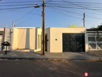 Casa com 3 Quartos à venda, 179m² no Jardim das Rosas, Presidente Prudente