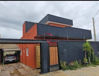 Casa com 3 Quartos à venda, 179m² no Campos do Jordão, Cedral