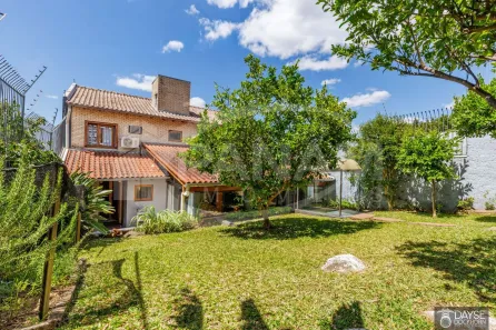 Casa com 3 Quartos à venda, 240m² no Jardim Sabará, Porto Alegre