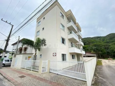 Apartamento com 2 Quartos para alugar, 75m² no São Pedro, Brusque