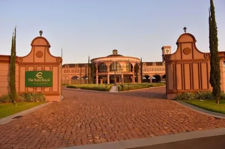 Lote/Terreno à venda, 1856m² no Vivendas do Arvoredo, Londrina