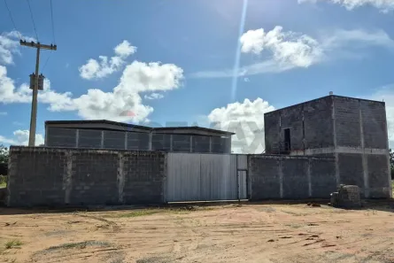 Galpão/Depósito/Armazém para alugar, 1500m² no Alhandra, Alhandra