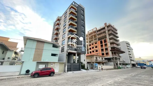 Apartamento com 3 Quartos à venda, 90m² no Centro, Imbituba