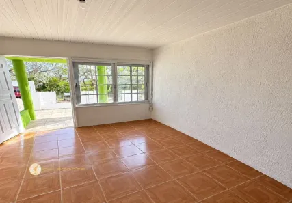 Casa com 1 Quarto para alugar, 50m² no Morro Santana, Porto Alegre