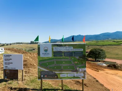 Lote/Terreno à venda, 250m² no Centro, Joanópolis
