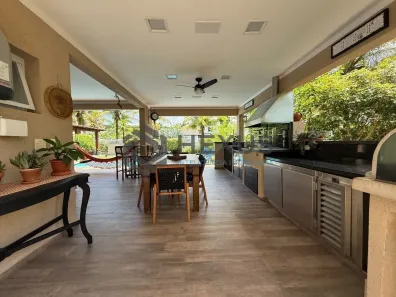 Casa com 4 Quartos à venda, 320m² no Balneário Praia do Pernambuco, Guarujá