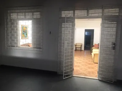 Casa com 5 Quartos para alugar, 500m² no Gleba A, Camaçari