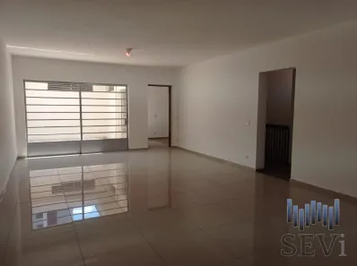 Casa com 4 Quartos para alugar, 268m² no Vila Alexandria, São Paulo