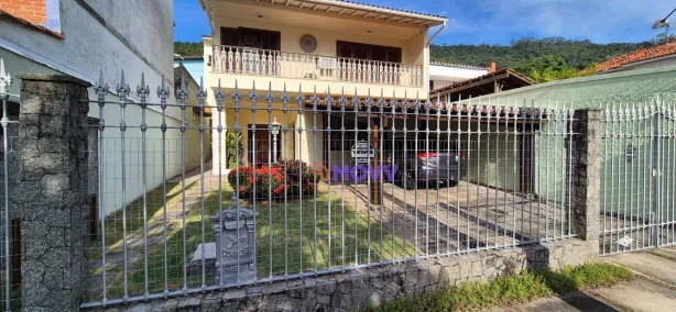 Casa com 5 Quartos à venda, 361m² no São Francisco, Niterói