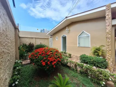 Casa com 3 Quartos para alugar, 300m² no Adrianópolis, Manaus