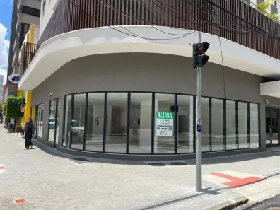 Ponto Comercial para alugar, 83m² no Centro, Curitiba