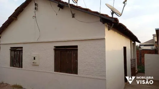 Casa com 2 Quartos à venda, 45m² no Vila Militar, Uberaba