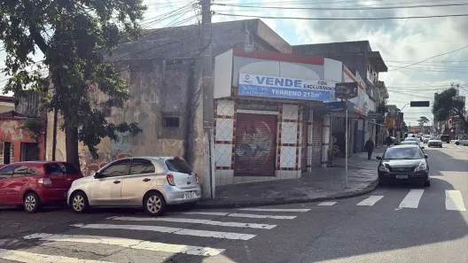 Lote/Terreno à venda, 212m² no Jardim Santo Antônio, Santo André