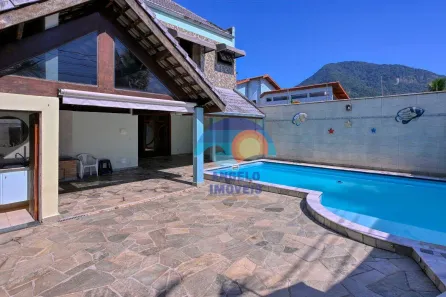 Sobrado com 6 Quartos para venda ou aluguel, 287m² no Bal Stella Maris, Peruíbe