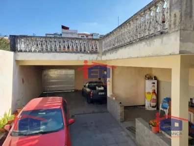 Sobrado com 4 Quartos à venda, 197m² no Umuarama, Osasco