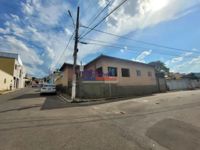 Casa com 4 Quartos à venda, 342m² no Centro, Mateus Leme