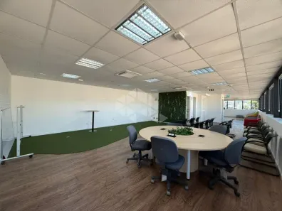 Sala Comercial para alugar, 320m² no Petrópolis, Porto Alegre