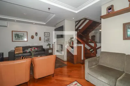 Casa com 3 Quartos à venda, 234m² no Boa Vista, Porto Alegre