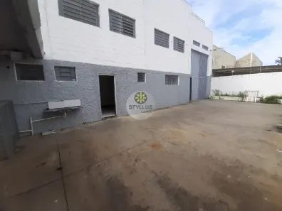 Galpão/Depósito/Armazém para alugar, 740m² no Chácaras Campos dos Amarais, Campinas