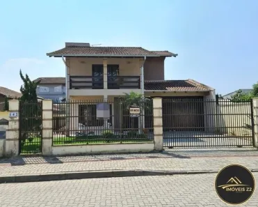 Casa com 3 Quartos à venda, 238m² no Vila Nova, Joinville