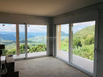 Casa com 5 Quartos à venda, 480m² no Loteamento Belvedere, Gramado