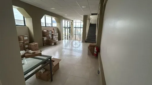 Prédio Comercial para alugar, 780m² no Europark Comercial, Indaiatuba