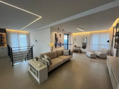 Apartamento com 3 Quartos para alugar, 220m² no Pioneiros, Balneário Camboriú