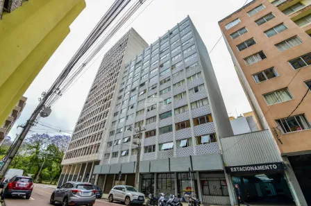 Apartamento com 2 Quartos à venda, 75m² no Centro, Curitiba