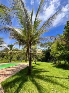 Fazenda/Sítio com 3 Quartos à venda, 48400m² no Distrito Industrial, Araguari