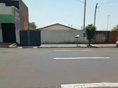 Casa com 2 Quartos à venda, 200m² no Núcleo Habitacional Castelo Branco, Marília