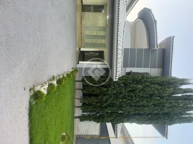 Casa de Condomínio com 5 Quartos à venda, 307m² no Jardins Madri, Goiânia