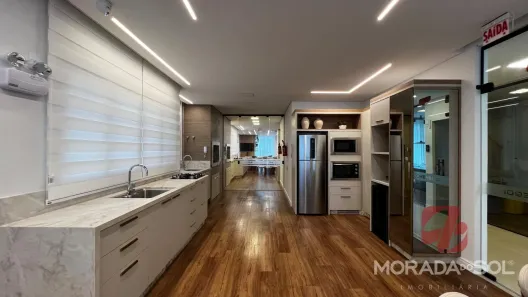 Apartamento com 2 Quartos para alugar, 72m² no Morretes, Itapema