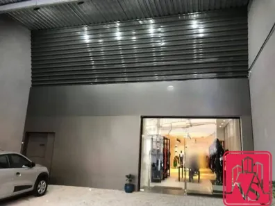 Galpão/Depósito/Armazém à venda, 718m² no Taboão, São Bernardo do Campo