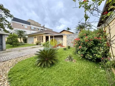 Casa com 5 Quartos à venda, 600m² no Saguaçu, Joinville